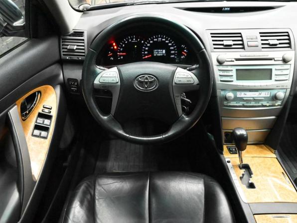 Toyota Camry VI (XV40) с пробегом 2006 года, цена 1 050 000 рублей, 308816 км, седан, Автокод Объявления