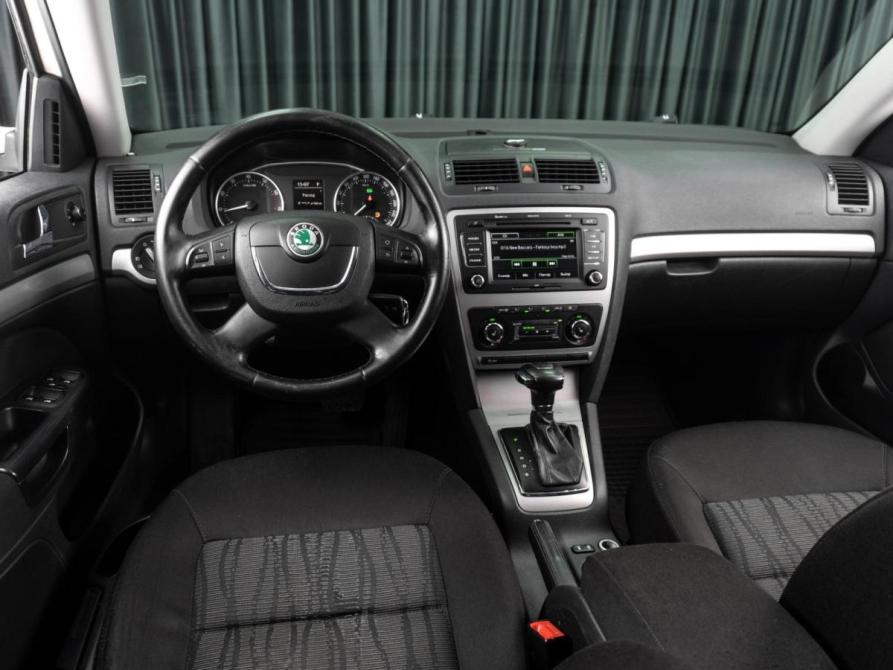Skoda Octavia II (A5) Рестайлинг Тюмень  - изображение 6