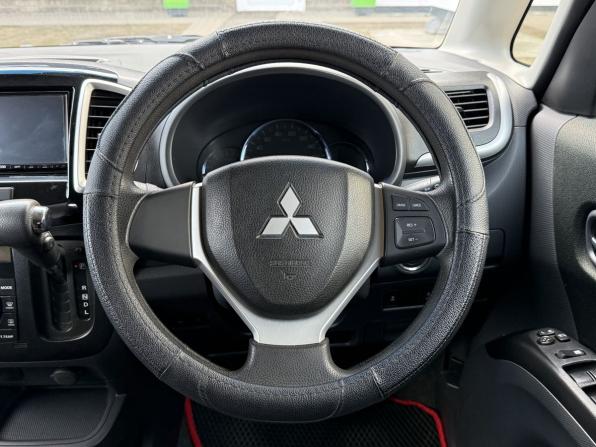 Mitsubishi Delica D:2 I с пробегом 2015 года, цена 899 000 рублей, 94072 км, компактвэн, Автокод Объявления