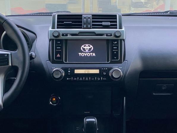 Toyota Land Cruiser Prado 150 Series Рестайлинг 1 с пробегом 2014 года, цена 2 625 000 рублей, 415610 км, внедорожник, Автокод Объявления