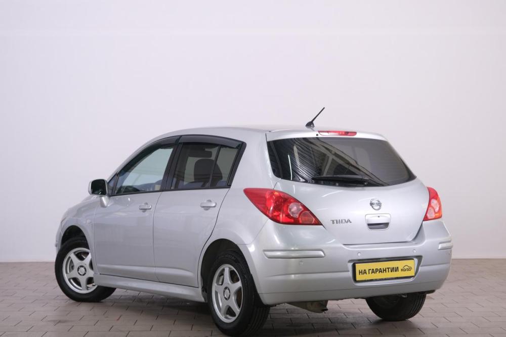 Nissan Tiida I Рестайлинг Омск  - изображение 5