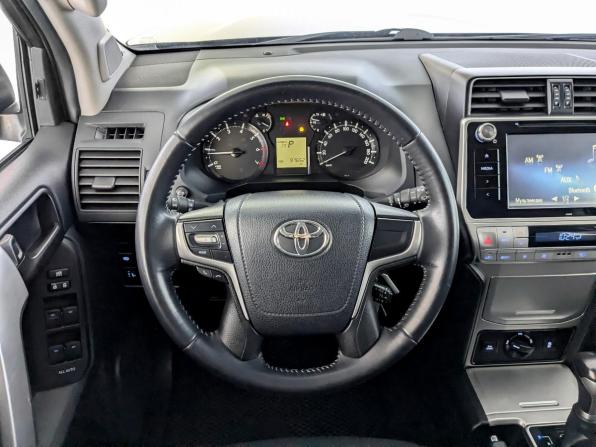 Toyota Land Cruiser Prado 150 Series Рестайлинг 2 с пробегом 2018 года, цена 4 655 000 рублей, 97640 км, внедорожник, Автокод Объявления