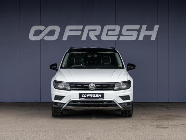 Volkswagen Tiguan II с пробегом 2019 года, цена 2 475 000 рублей, 203433 км, внедорожник, Автокод Объявления