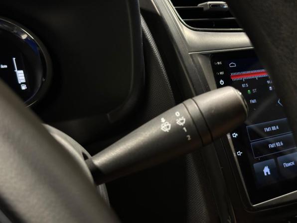 Renault Logan II Рестайлинг с пробегом 2021 года, цена 1 350 000 рублей, 64525 км, седан, Автокод Объявления