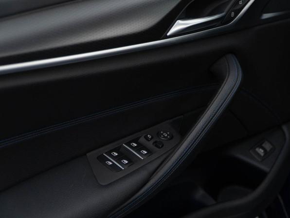 BMW 5 серии VII (G30/G31/G38) Рестайлинг с пробегом 2020 года, цена 4 251 050 рублей, 120300 км, седан, Автокод Объявления