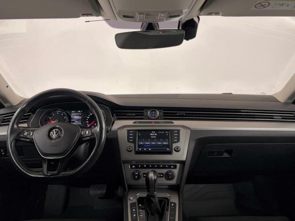 Volkswagen Passat B8 с пробегом 2017 года, цена 2 040 000 рублей, 84931 км, седан, Автокод Объявления