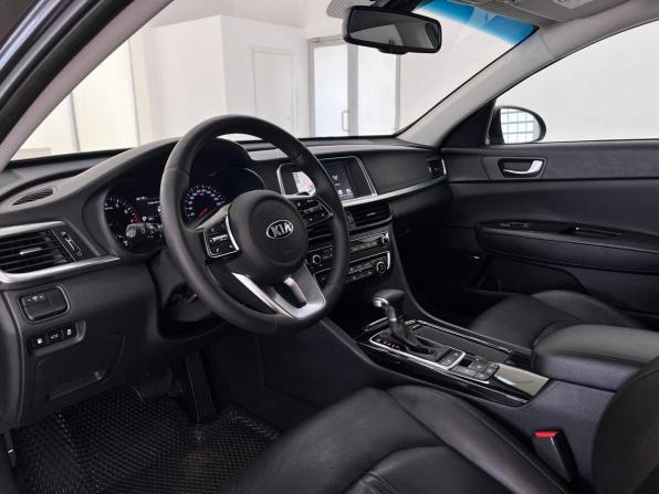 Kia Optima IV Рестайлинг с пробегом 2019 года, цена 2 220 000 рублей, 137895 км, седан, Автокод Объявления