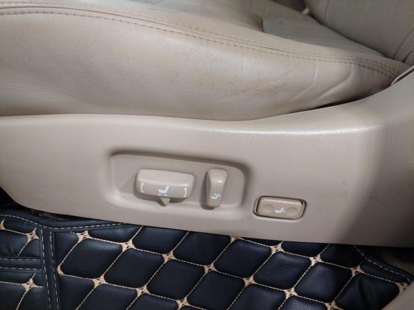 Toyota Land Cruiser 100 Series Рестайлинг 1 с пробегом 2004 года, цена 1 750 000 рублей, 278564 км, внедорожник, Автокод Объявления