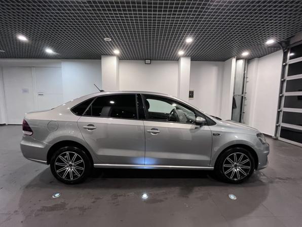 Volkswagen Polo V Рестайлинг с пробегом 2019 года, цена 1 394 000 рублей, 140790 км, седан, Автокод Объявления