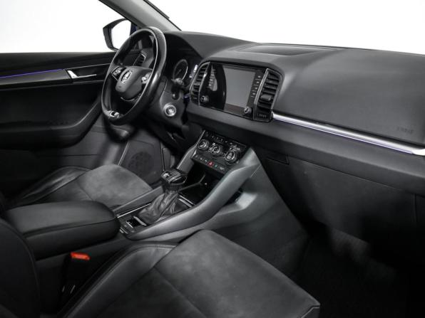 Skoda Karoq I с пробегом 2020 года, цена 1 785 000 рублей, 186272 км, внедорожник, Автокод Объявления