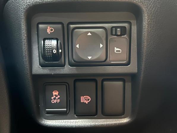 Nissan Juke I с пробегом 2012 года, цена 1 150 000 рублей, 113202 км, внедорожник, Автокод Объявления
