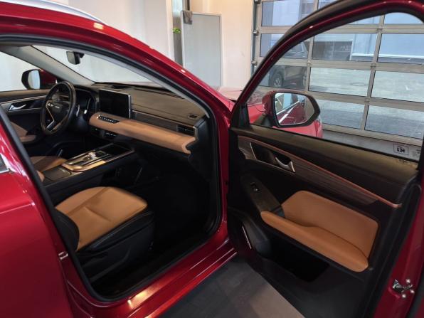 Haval Jolion I с пробегом 2022 года, цена 2 100 000 рублей, 61723 км, внедорожник, Автокод Объявления