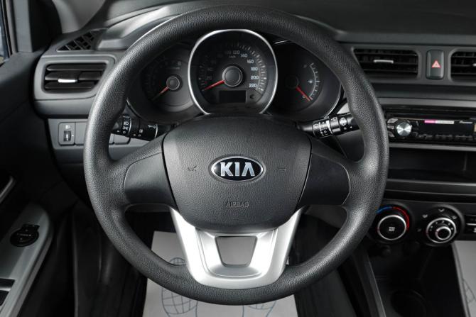 Kia Rio III с пробегом 2013 года, цена 1 069 000 рублей, 23800 км, хэтчбек, Автокод Объявления