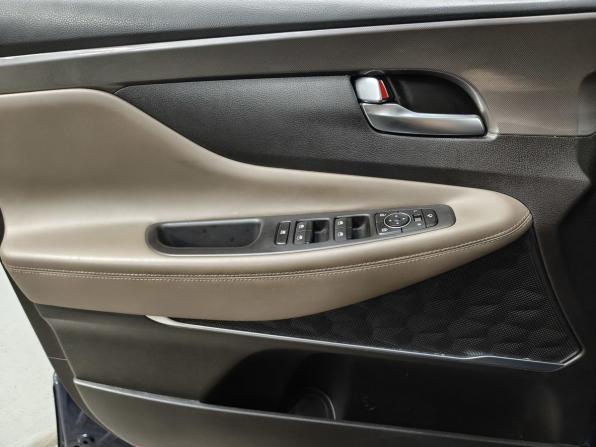 Hyundai Santa Fe IV с пробегом 2019 года, цена 2 800 000 рублей, 104580 км, внедорожник, Автокод Объявления