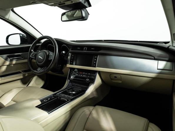 Jaguar XF II с пробегом 2016 года, цена 1 699 700 рублей, 137000 км, седан, Автокод Объявления