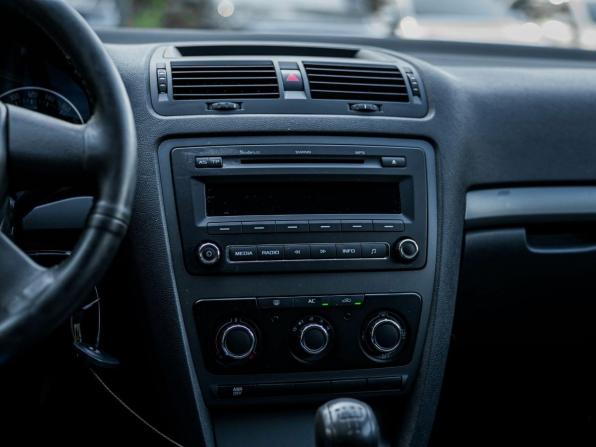 Skoda Octavia II (A5) Рестайлинг с пробегом 2011 года, цена 632 000 рублей, 199167 км, лифтбек, Автокод Объявления