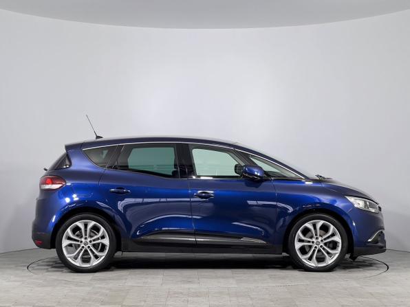 Renault Scenic IV с пробегом 2018 года, цена 1 570 000 рублей, 180999 км, компактвэн, Автокод Объявления