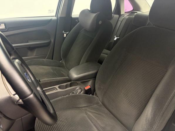 Ford Focus II с пробегом 2005 года, цена 499 000 рублей, 259954 км, седан, Автокод Объявления