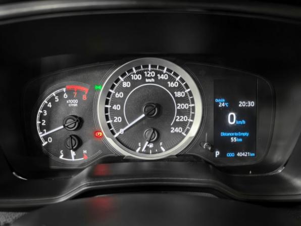Toyota Corolla XII (E210) с пробегом 2021 года, цена 1 950 000 рублей, 40415 км, седан, Автокод Объявления