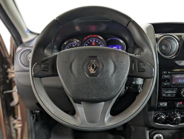 Renault Duster I Рестайлинг с пробегом 2015 года, цена 920 900 рублей, 249000 км, внедорожник, Автокод Объявления