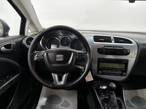 SEAT Leon II Рестайлинг с пробегом 2011 года, цена 615 000 рублей, 228896 км, хэтчбек, Автокод Объявления