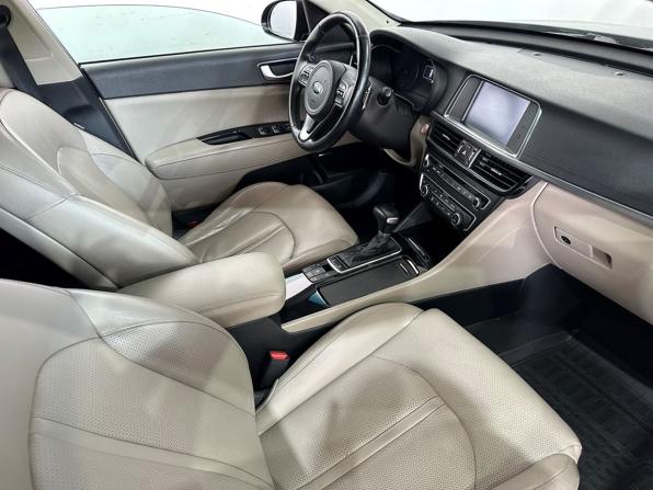 Kia Optima IV с пробегом 2016 года, цена 1 489 000 рублей, 270837 км, седан, Автокод Объявления