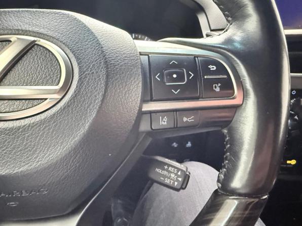 Lexus LX III Рестайлинг 2 с пробегом 2019 года, цена 10 200 000 рублей, 105745 км, внедорожник, Автокод Объявления