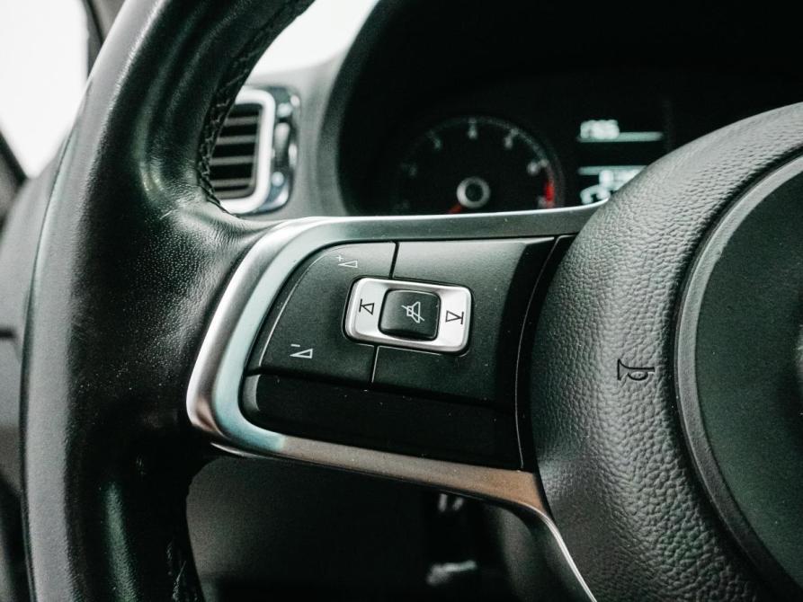 Volkswagen Polo V Рестайлинг Красноярск  - изображение 19