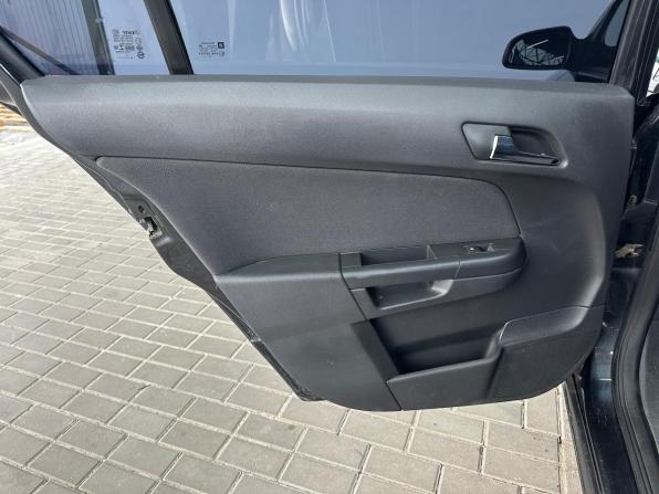 Opel Astra H Рестайлинг с пробегом 2012 года, цена 680 000 рублей, 206800 км, седан, Автокод Объявления