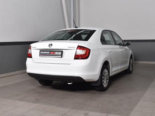 Skoda Rapid I Рестайлинг с пробегом 2018 года, цена 1 354 995 рублей, 88001 км, лифтбек, Автокод Объявления