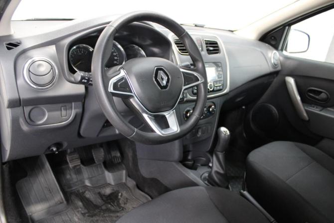Renault Logan II Рестайлинг с пробегом 2020 года, цена 1 075 000 рублей, 58882 км, седан, Автокод Объявления