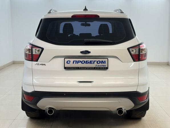 Ford Kuga II Рестайлинг с пробегом 2017 года, цена 1 675 000 рублей, 102520 км, внедорожник, Автокод Объявления