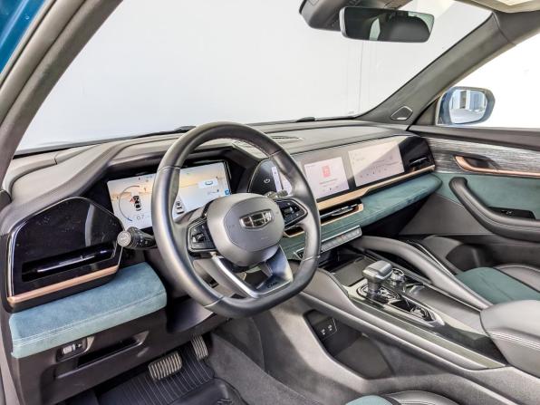 Geely Monjaro I с пробегом 2024 года, цена 3 215 000 рублей, 61376 км, внедорожник, Автокод Объявления