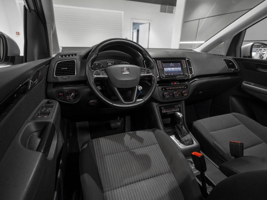 SEAT Alhambra II Рестайлинг Москва  - изображение 7