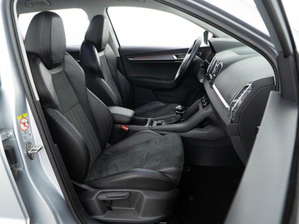 Skoda Karoq I с пробегом 2020 года, цена 2 299 046 рублей, 94640 км, внедорожник, Автокод Объявления
