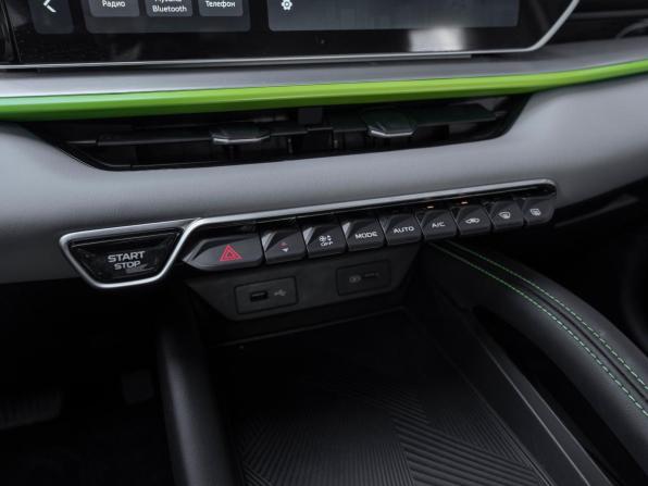 Geely Coolray I Рестайлинг с пробегом 2024 года, цена 2 180 000 рублей, 17001 км, внедорожник, Автокод Объявления