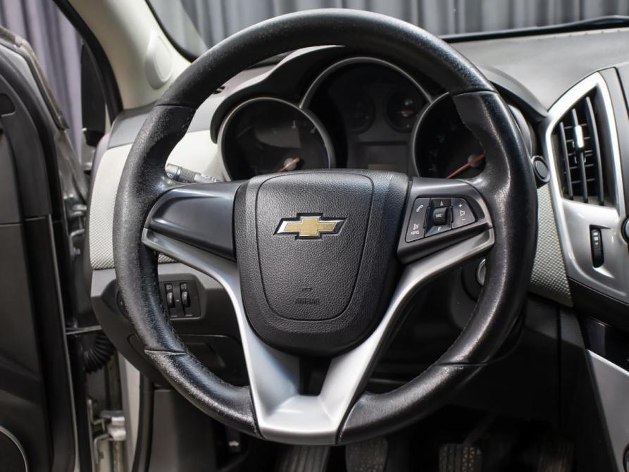 Chevrolet Cruze I Рестайлинг Москва  - изображение 16