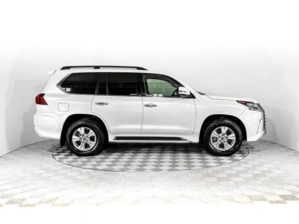 Lexus LX III Рестайлинг 2 с пробегом 2016 года, цена 5 264 900 рублей, 232057 км, внедорожник, Автокод Объявления