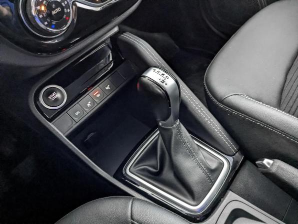 Renault Kaptur I Рестайлинг с пробегом 2020 года, цена 1 465 000 рублей, 64705 км, внедорожник, Автокод Объявления