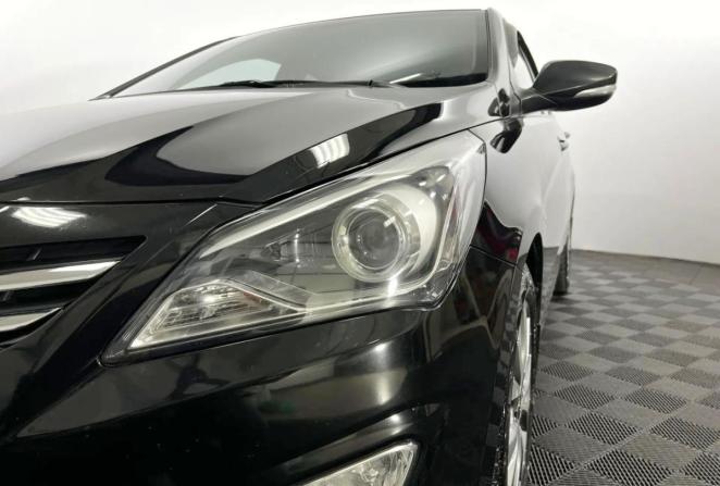 Hyundai Solaris I Рестайлинг с пробегом 2015 года, цена 1 315 000 рублей, 70000 км, седан, Автокод Объявления