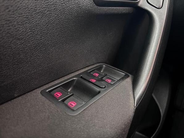Volkswagen Polo V Рестайлинг с пробегом 2020 года, цена 1 250 000 рублей, 106352 км, седан, Автокод Объявления