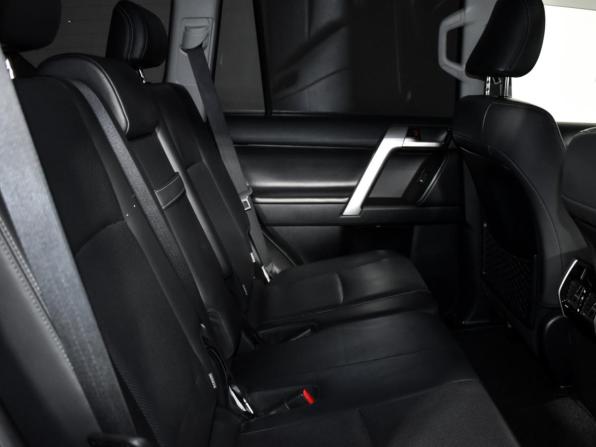 Toyota Land Cruiser Prado 150 Series Рестайлинг 2 с пробегом 2019 года, цена 4 850 000 рублей, 75400 км, внедорожник, Автокод Объявления