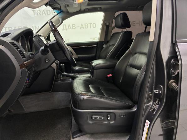 Toyota Land Cruiser 200 Series с пробегом 2011 года, цена 2 499 000 рублей, 255000 км, внедорожник, Автокод Объявления