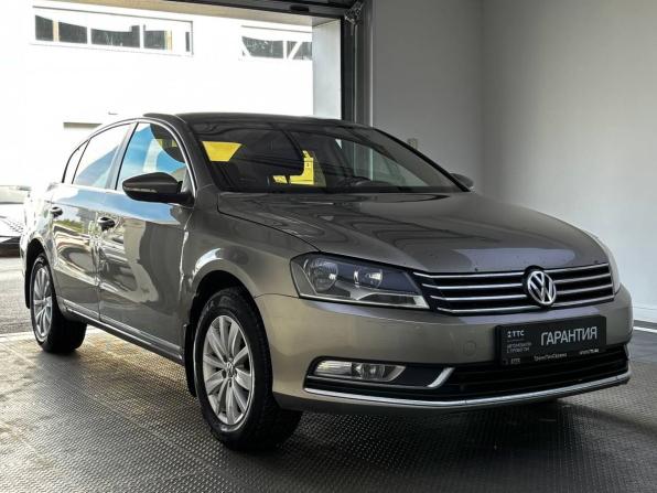 Volkswagen Passat B7 с пробегом 2012 года, цена 740 000 рублей, 236360 км, седан, Автокод Объявления
