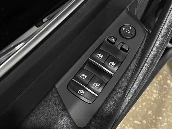 BMW 5 серии VII (G30/G31/G38) с пробегом 2017 года, цена 2 850 000 рублей, 48130 км, седан, Автокод Объявления