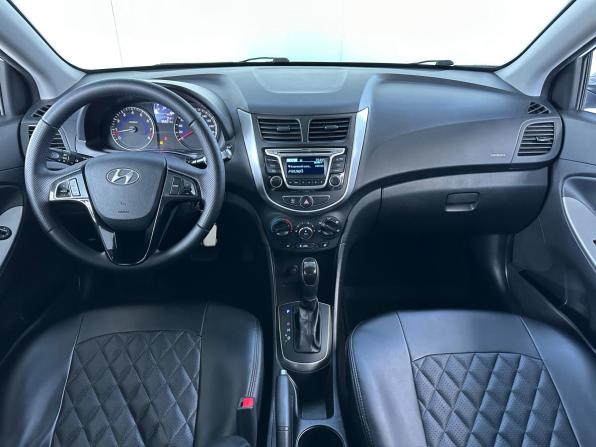 Hyundai Solaris I Рестайлинг с пробегом 2014 года, цена 1 070 000 рублей, 96600 км, седан, Автокод Объявления
