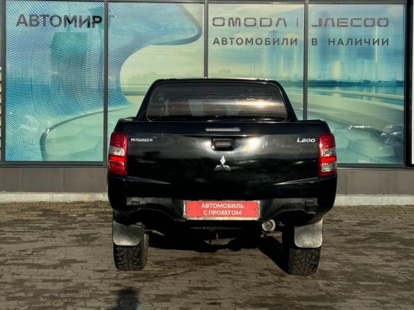 Mitsubishi L200 V с пробегом 2015 года, цена 1 497 000 рублей, 346110 км, offers.body_type.unknown, Автокод Объявления