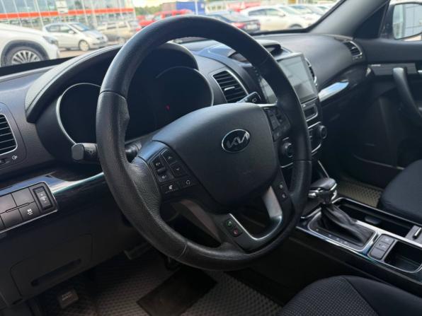 Kia Sorento II Рестайлинг с пробегом 2019 года, цена 2 100 000 рублей, 81962 км, внедорожник, Автокод Объявления