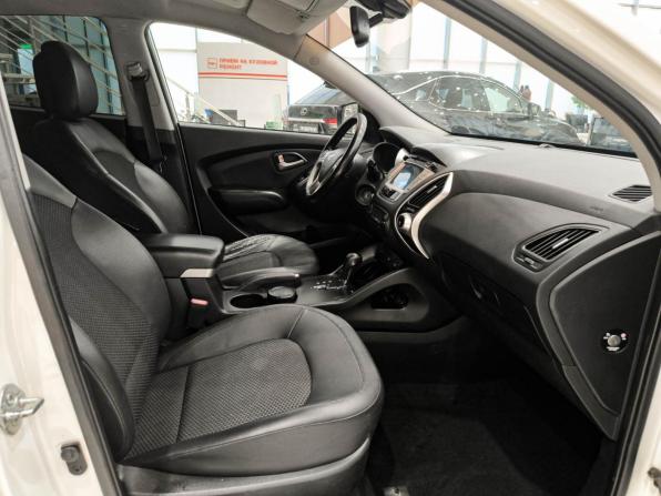 Hyundai ix35 I с пробегом 2012 года, цена 920 000 рублей, 298372 км, внедорожник, Автокод Объявления