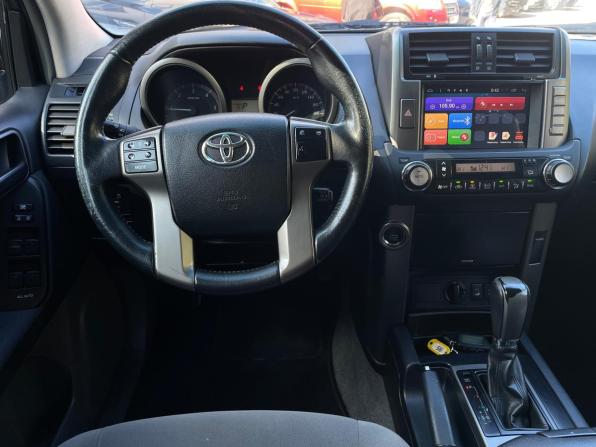 Toyota Land Cruiser Prado 150 Series с пробегом 2010 года, цена 2 549 000 рублей, 212000 км, внедорожник, Автокод Объявления